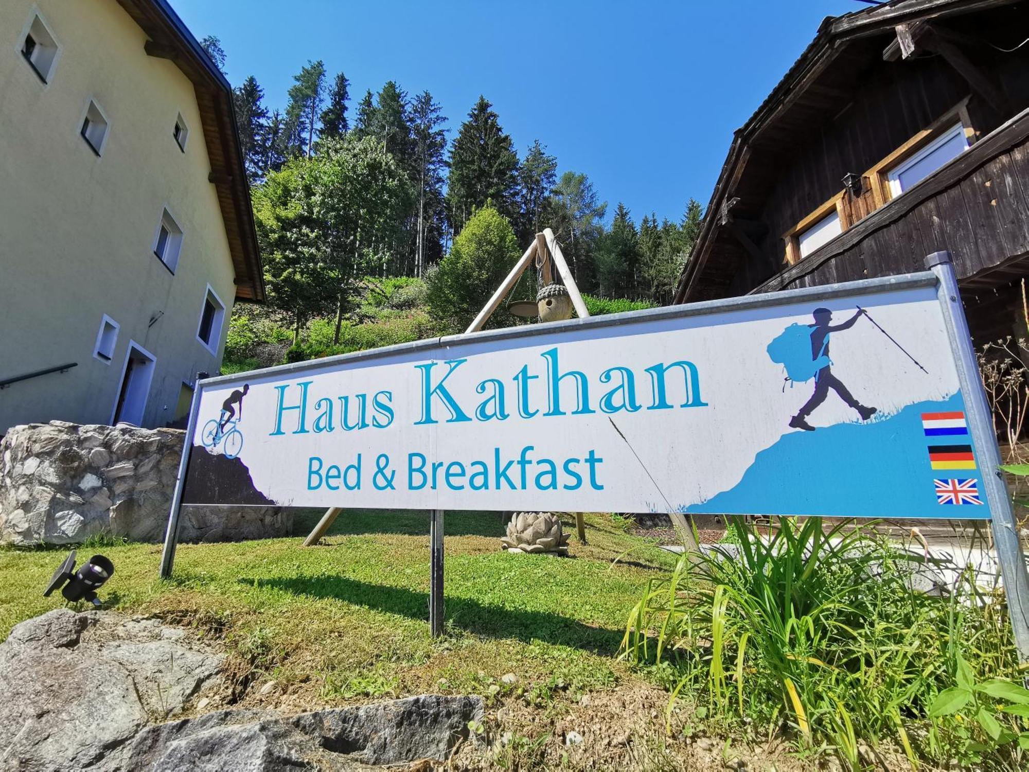 Haus Kathan Kamering Екстериор снимка